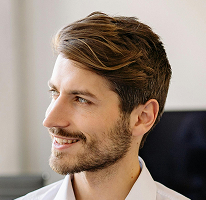 Portret van Michael Brennan, CTO en leider in fintech en crypto technologie